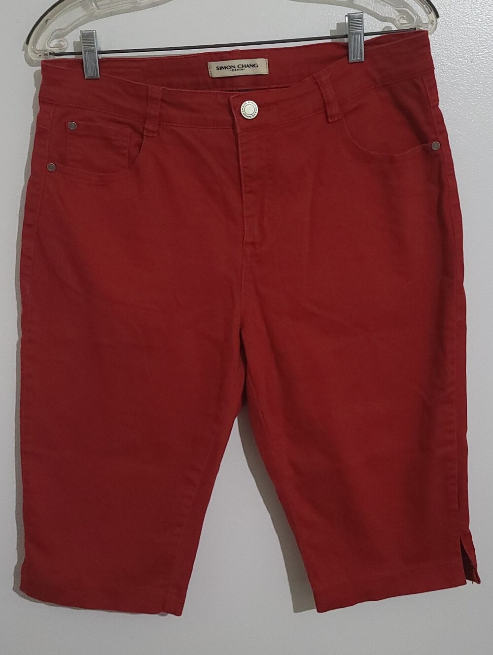 Simon Chang Denim Stretch Bermuda Shorts Cropped Capris Red Size 12